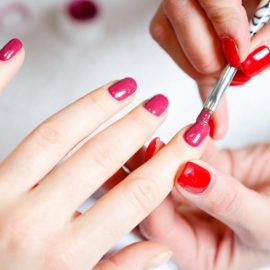 manicure-russa